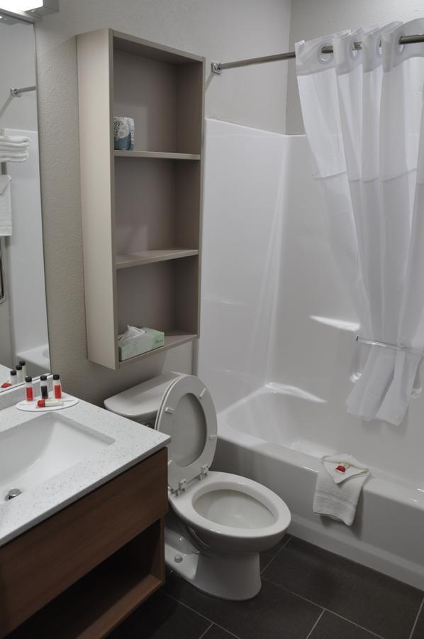 Microtel Inn & Suites By Wyndham Lubbock Zewnętrze zdjęcie