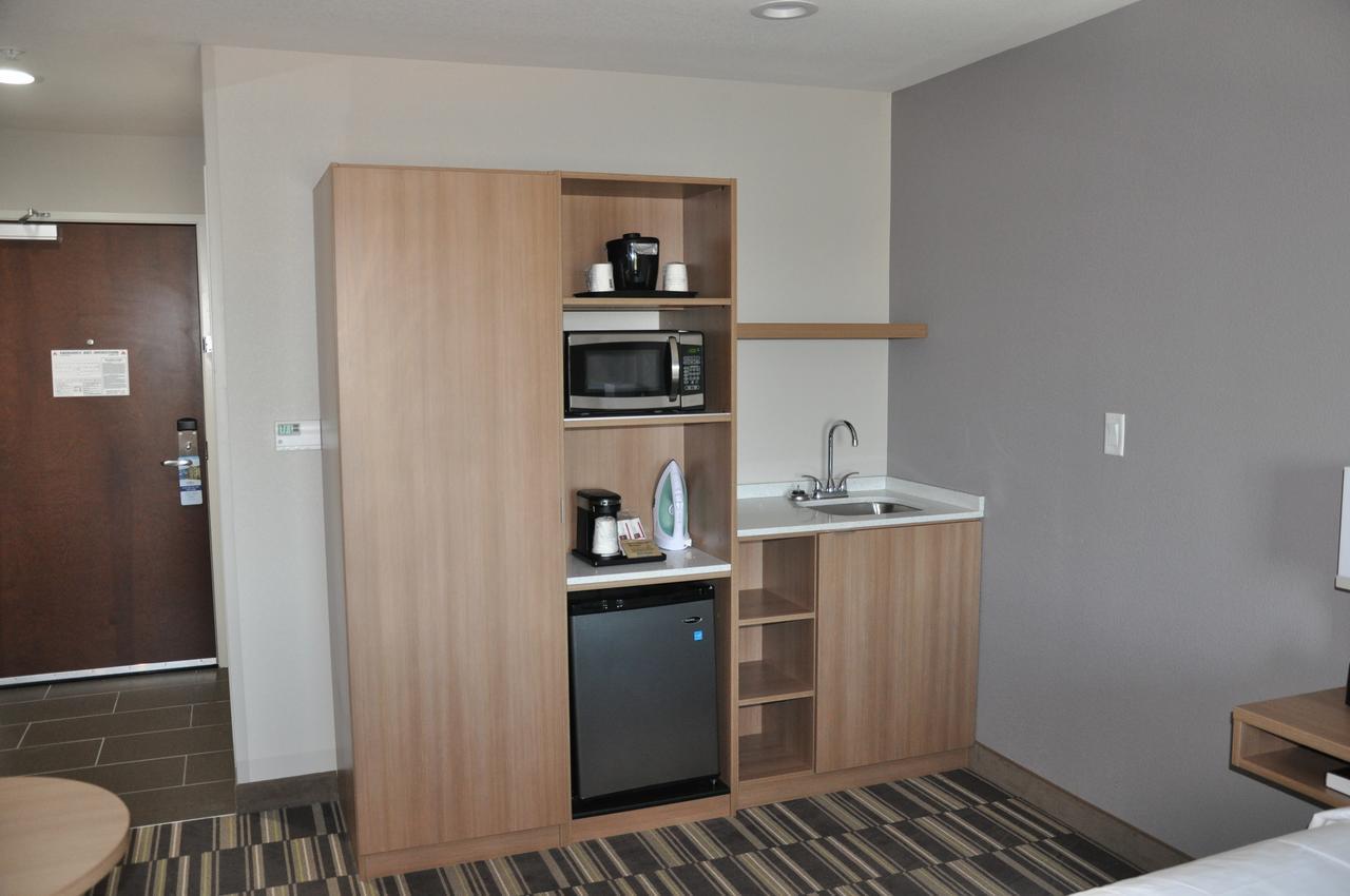 Microtel Inn & Suites By Wyndham Lubbock Zewnętrze zdjęcie