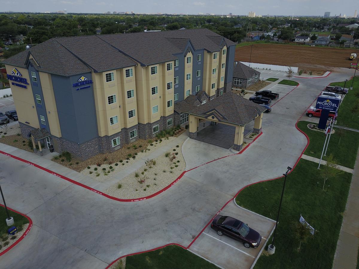 Microtel Inn & Suites By Wyndham Lubbock Zewnętrze zdjęcie