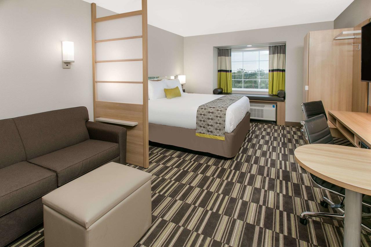 Microtel Inn & Suites By Wyndham Lubbock Zewnętrze zdjęcie